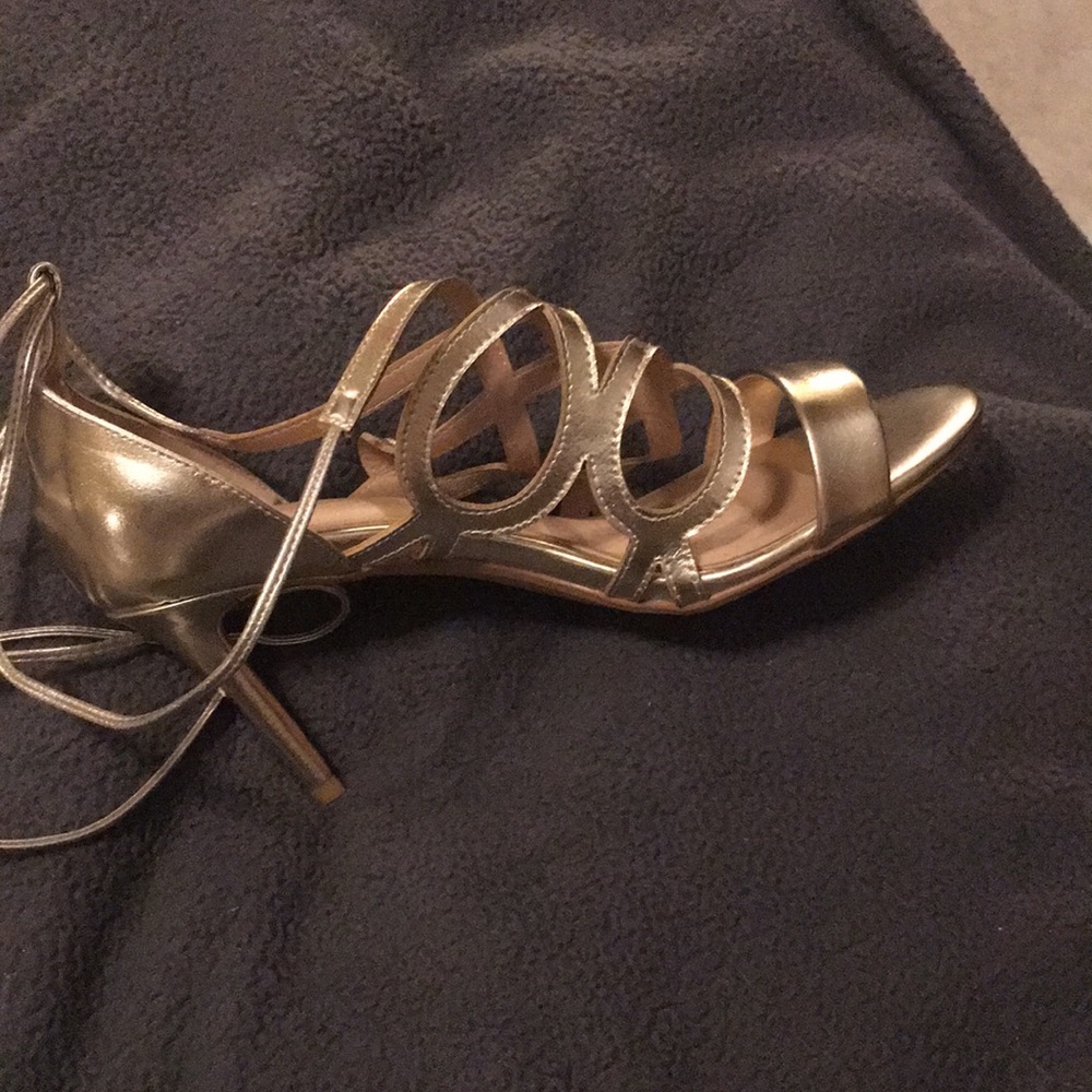 Gold sandals - Picture 3 of 5